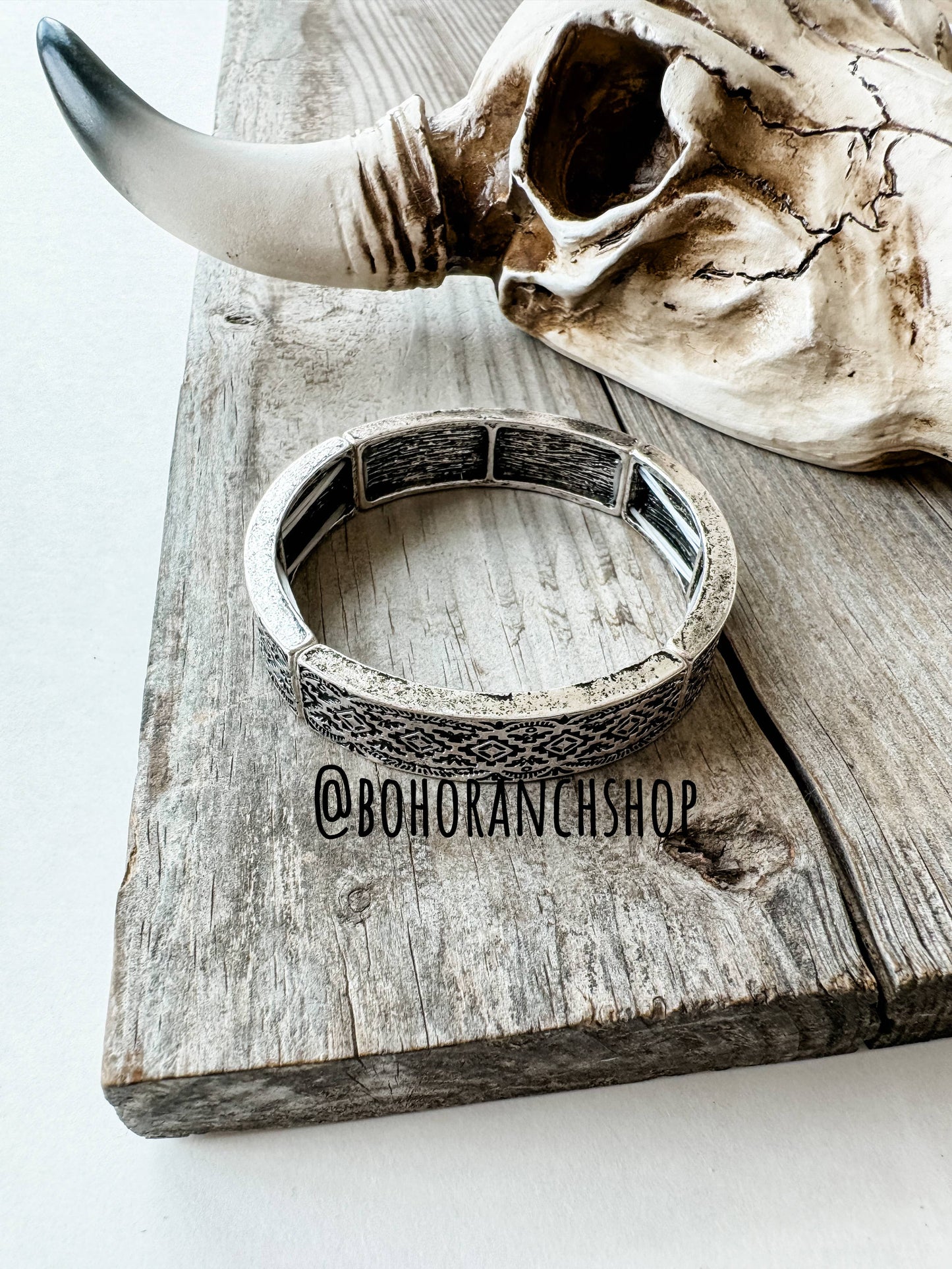 Western Texture Stretch Bracelet 