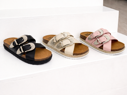 Iris Buckle Sandal in Pink
